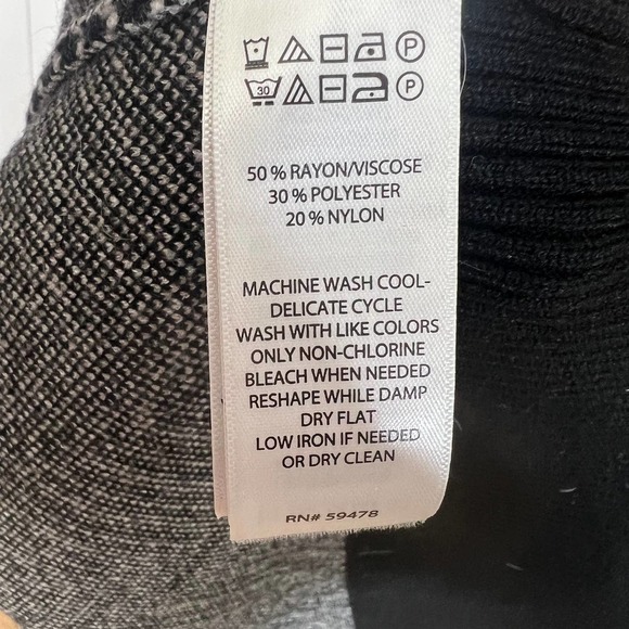 Joie Black and White Hooded Chevron Design‎ Pullover Sweater SZ 3X - Picture 7 of 7